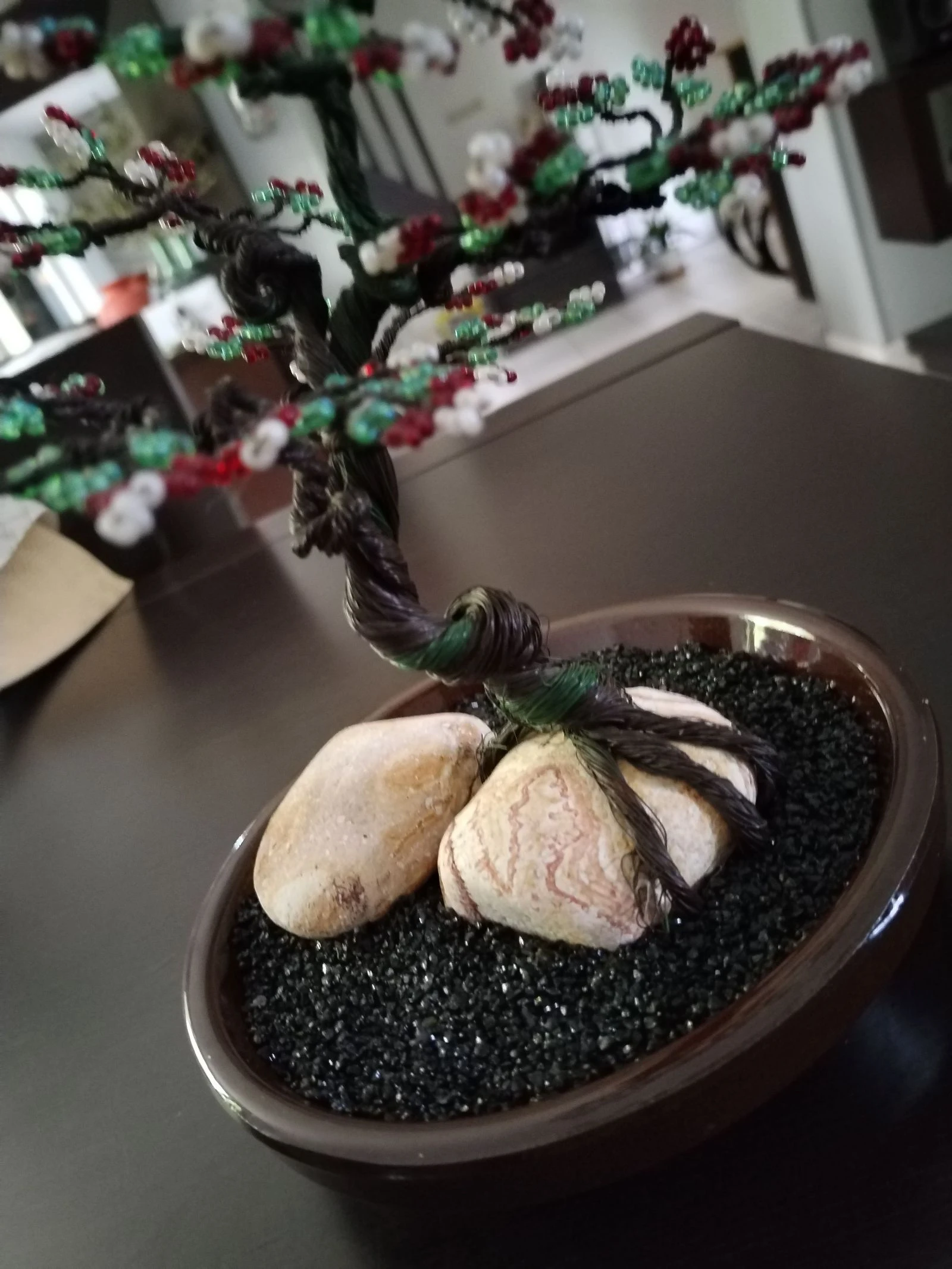 Very beautiful bonsai sculpture made of wire and pretty small beads. Handmade artisanal. – photo 9